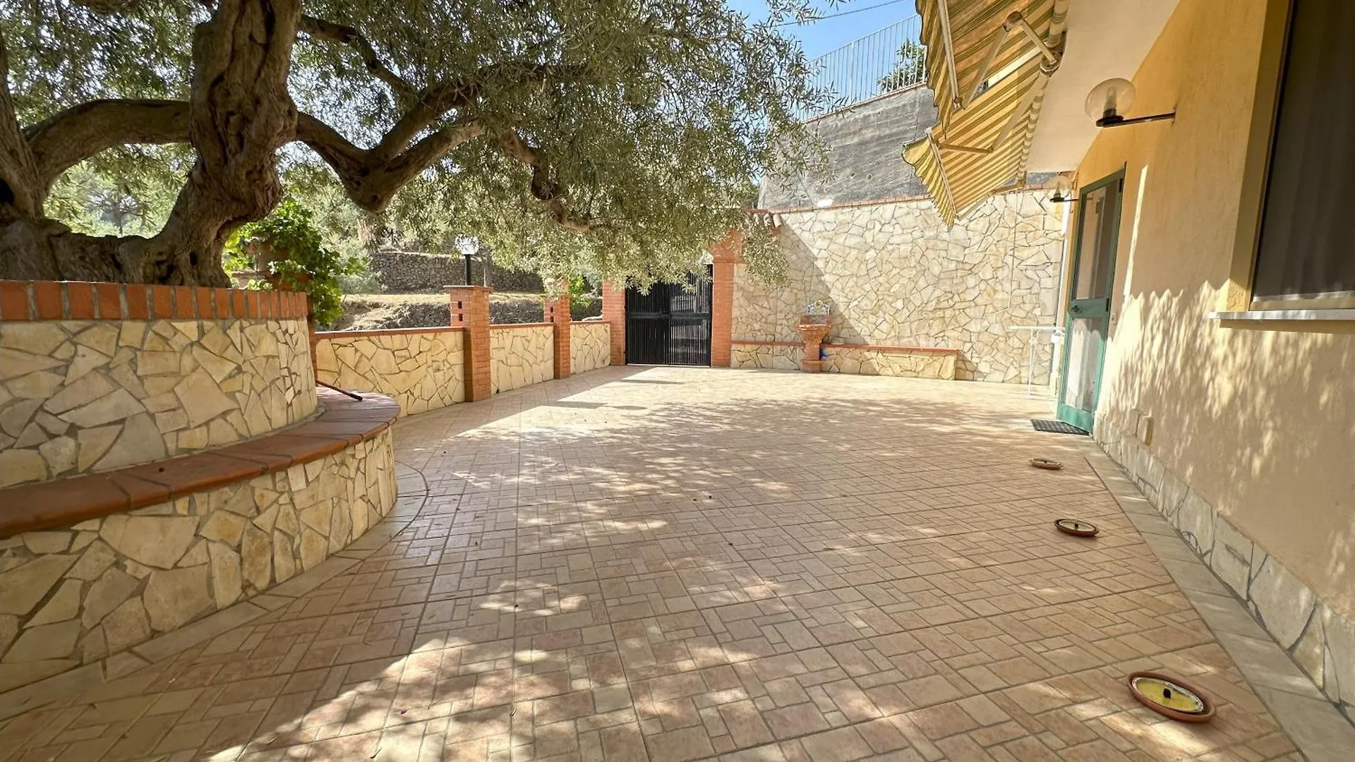 Villa Chris Taormina 0*,  İtalya