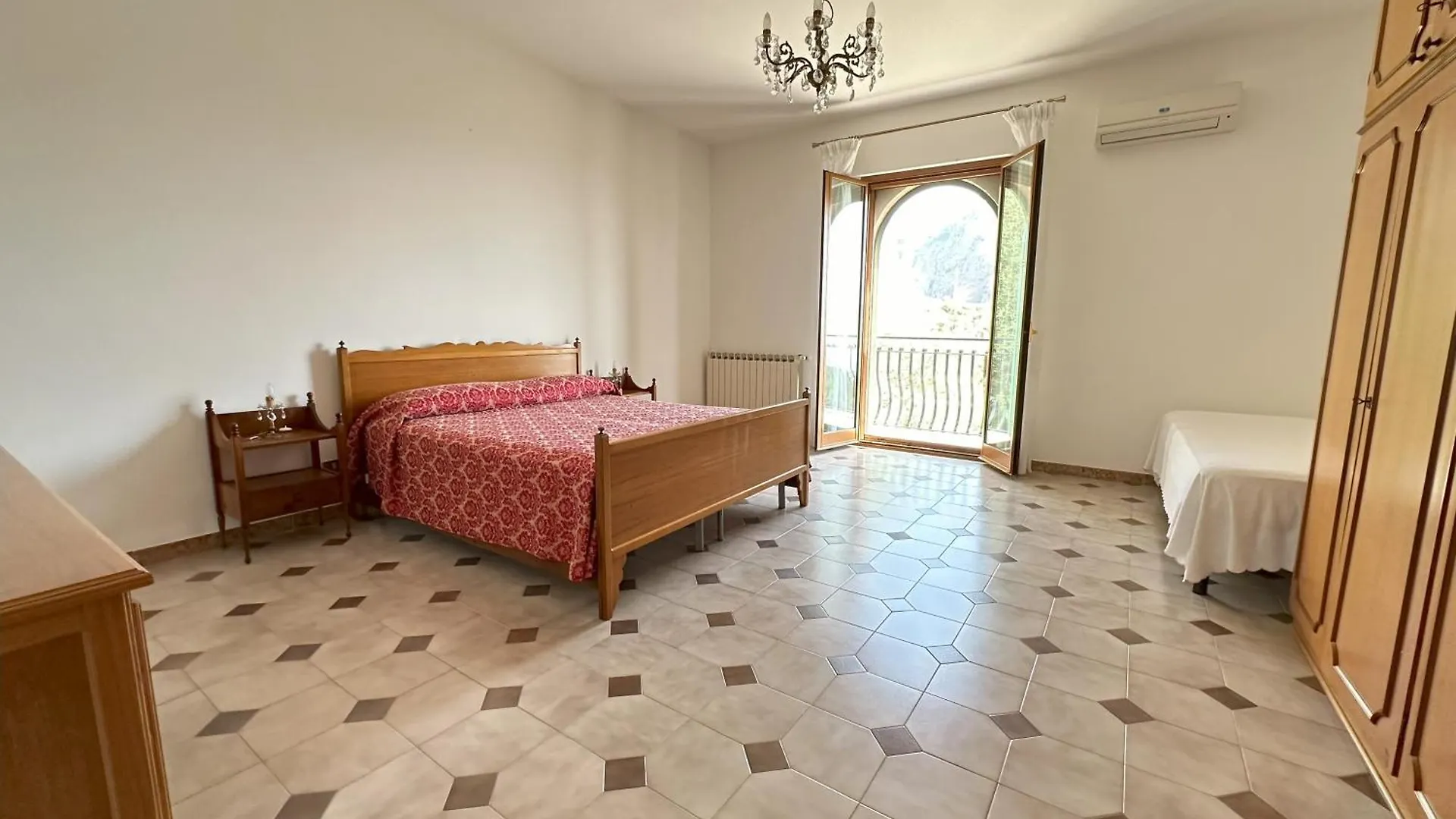 Villa Chris Taormina 0*,